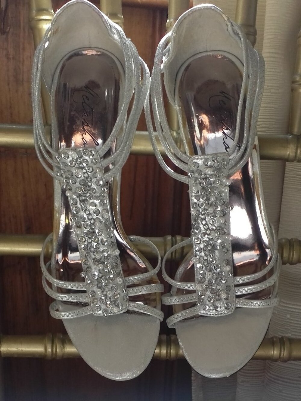 NATASHAR  3 1/2 INCH HEEL SPARKLE SANDEL SIZE 7